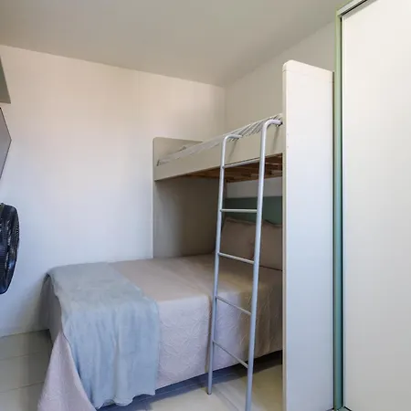 Praia Sacada: Beachside Apartment with Pool and 24/7 Security Picarras Room photo