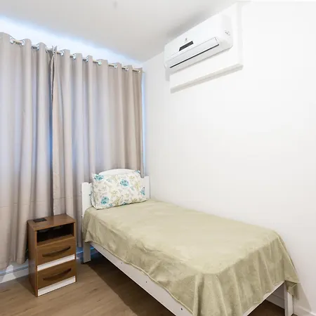 Praia Sacada: Beachside Apartment with Pool and 24/7 Security Picarras Room photo