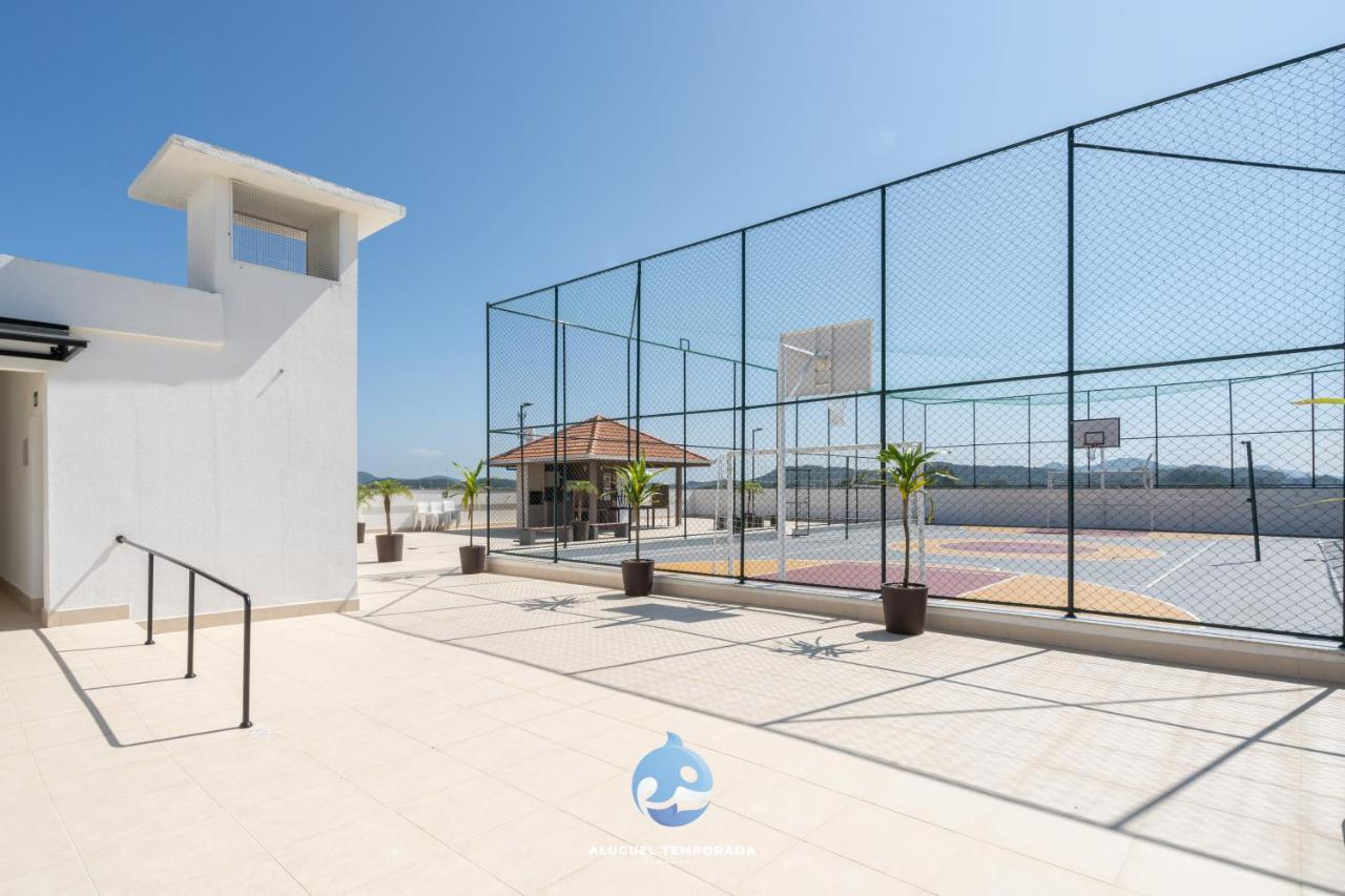 Apartment Sacada: Beachside With Pool And 24/7 Security