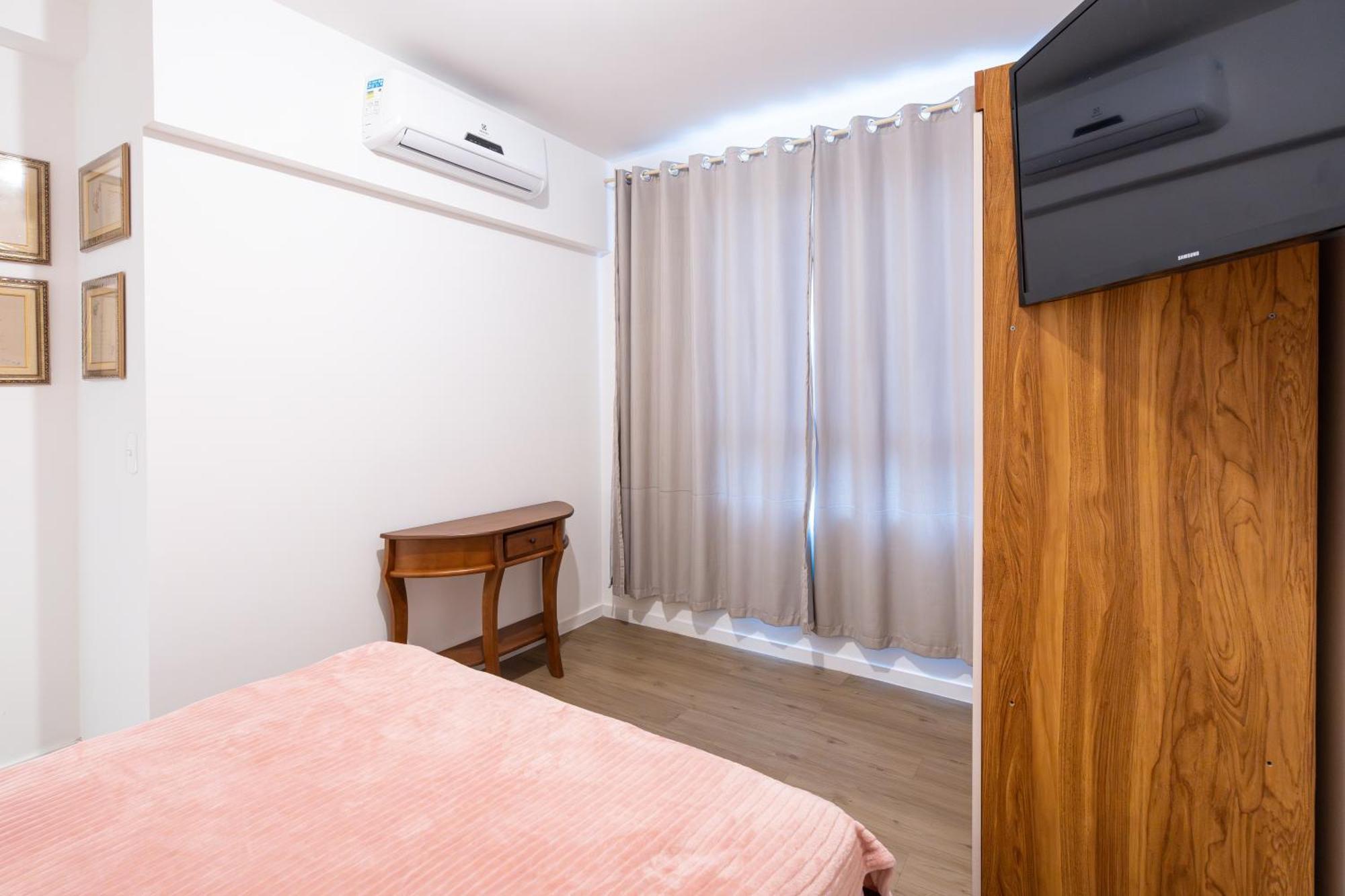 Sacada: Beachside With Pool And 24/7 Security Apartment Picarras